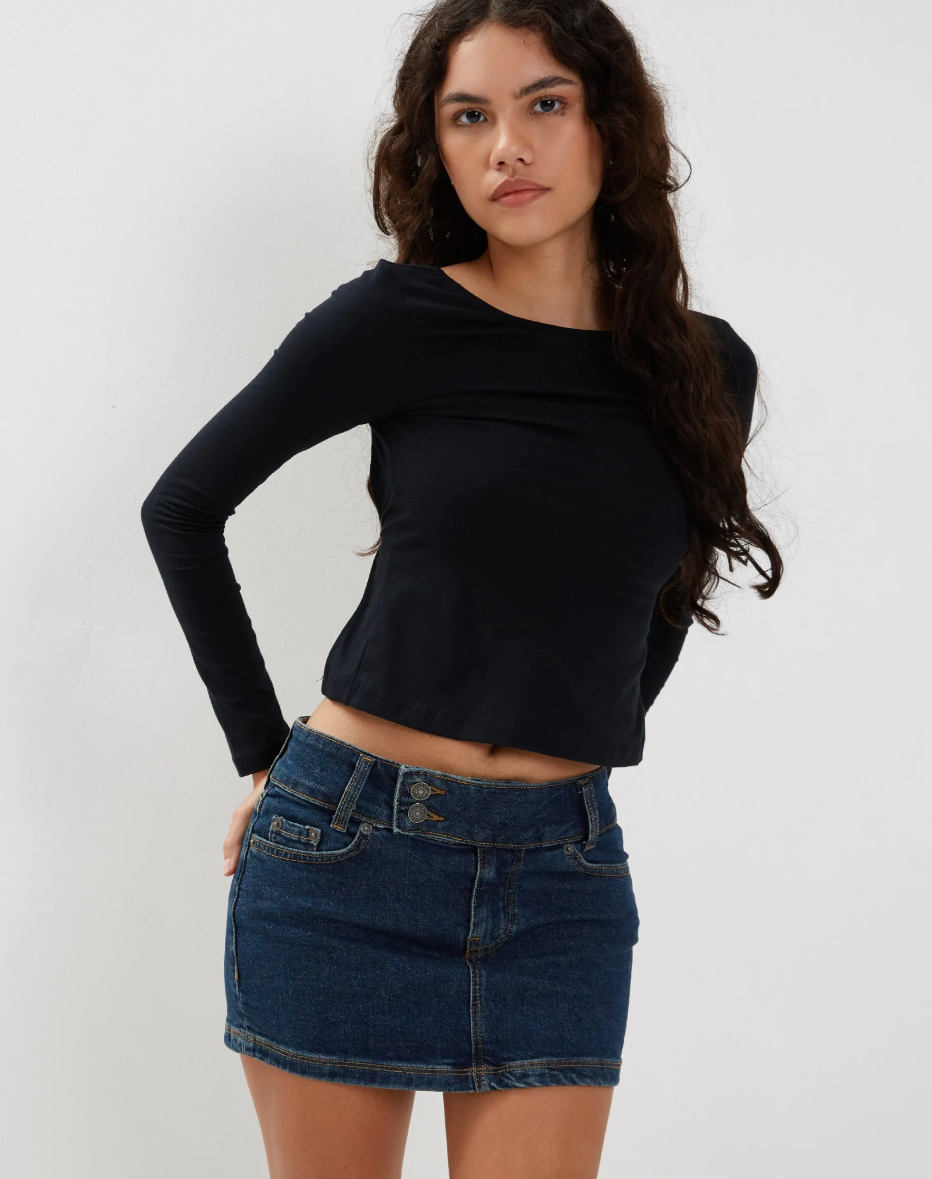 Motel Rocks Basics-Ansita Long Sleeve Top in Black