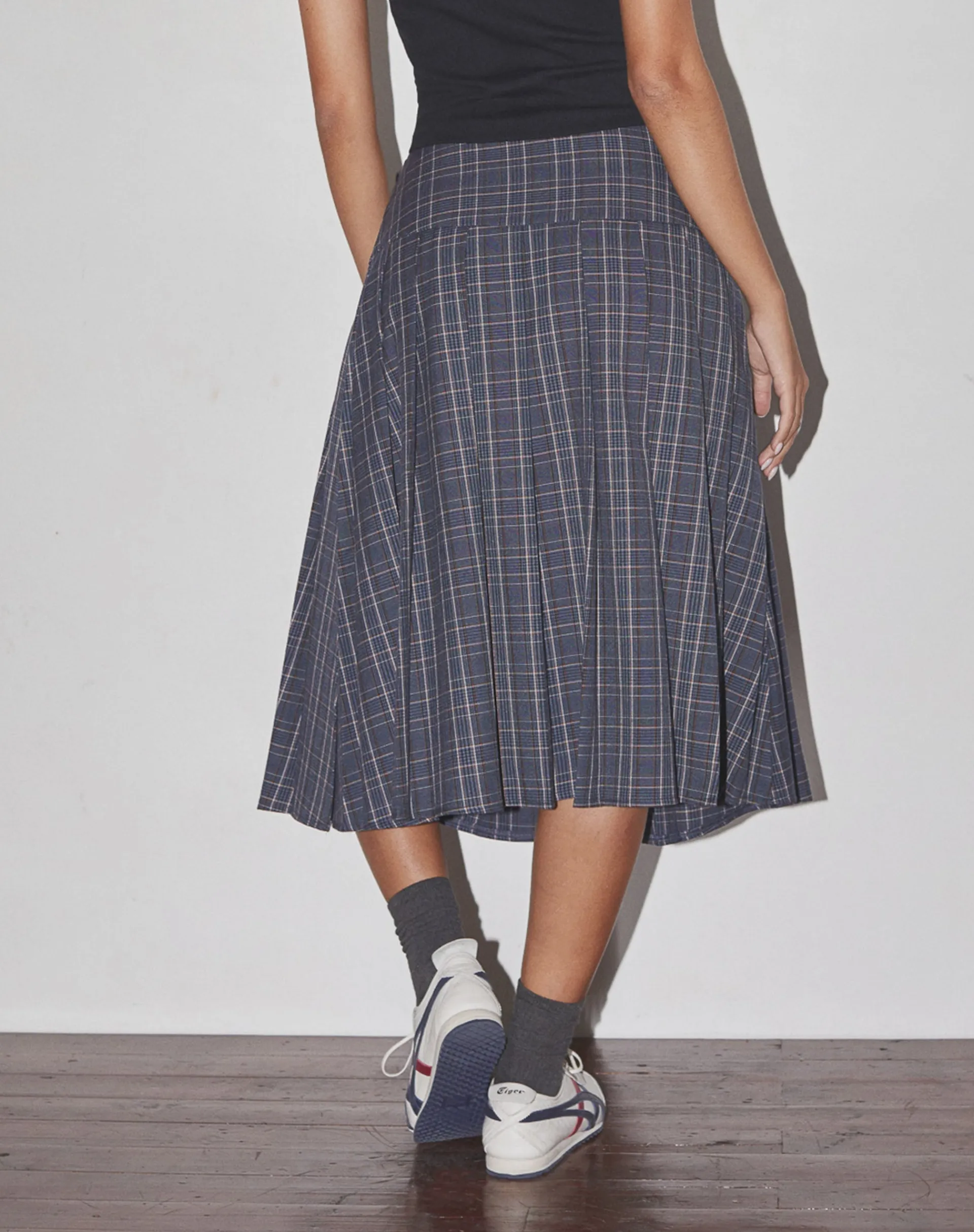 Motel Rocks Printed Skirts-Catelyn Pleated Midi Skirt in Navy Check navycheck