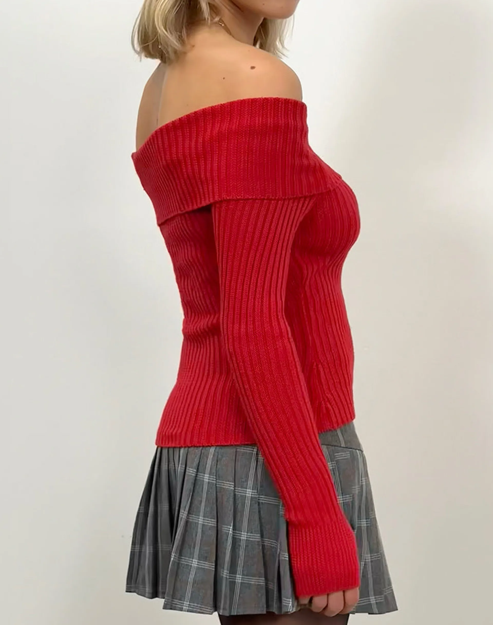 Motel Rocks Long Sleeve Tops-Circe Off-Shoulder Long Sleeve Knit To in Red