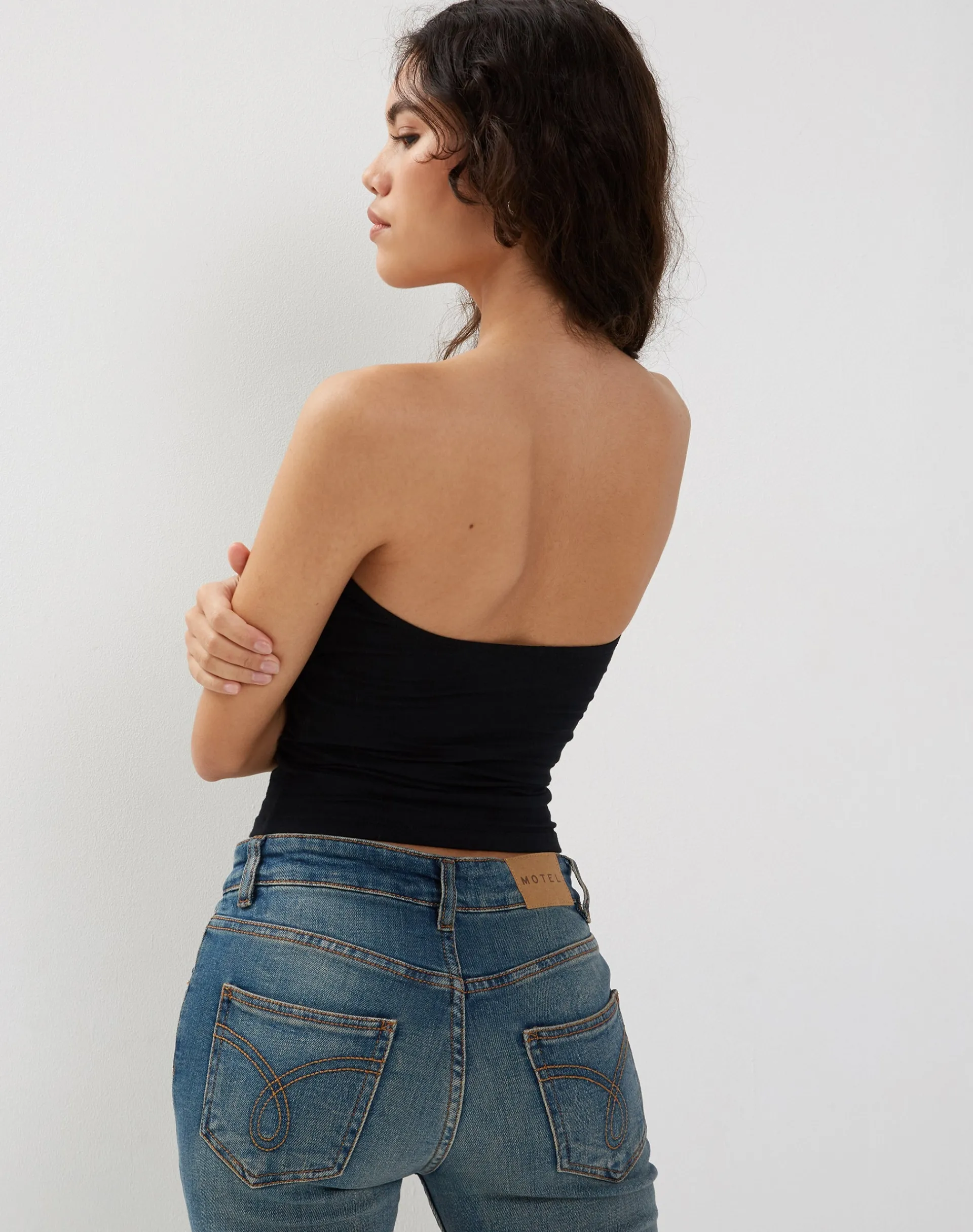 Motel Rocks Basics-Dayu Bandeau Crop Top in black