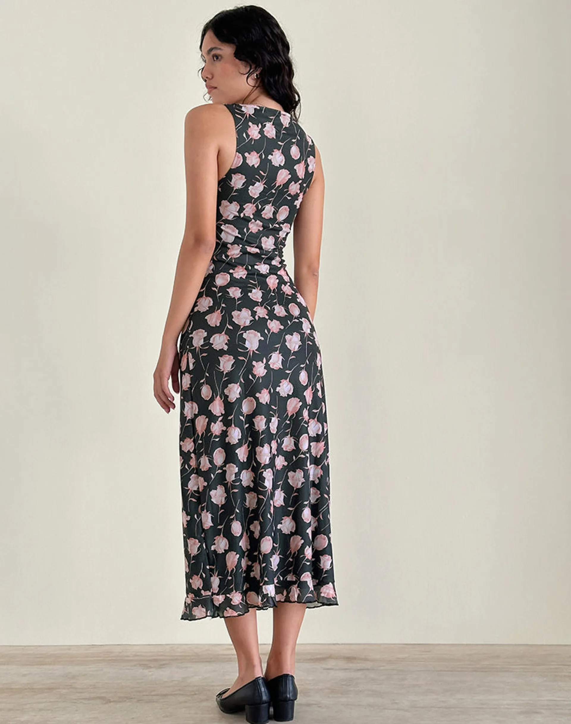 Motel Rocks Printed Dresses | Midi Dresses-Gabriela Midi Dress in Falling Rose Jet Black FallingRoseJetBlack