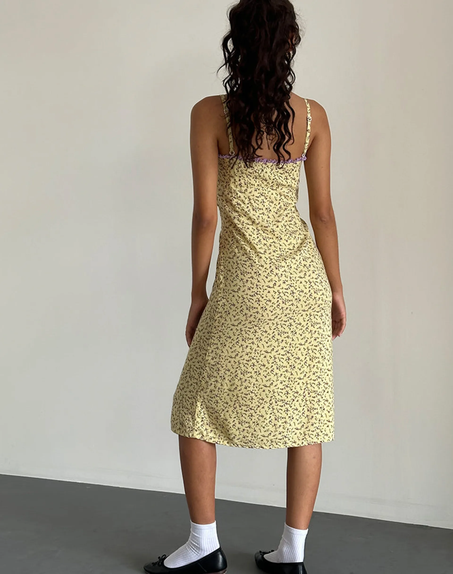 Motel Rocks Printed Dresses | Midi Dresses-Isaure Midi Dress in Flowing Flower Yellow