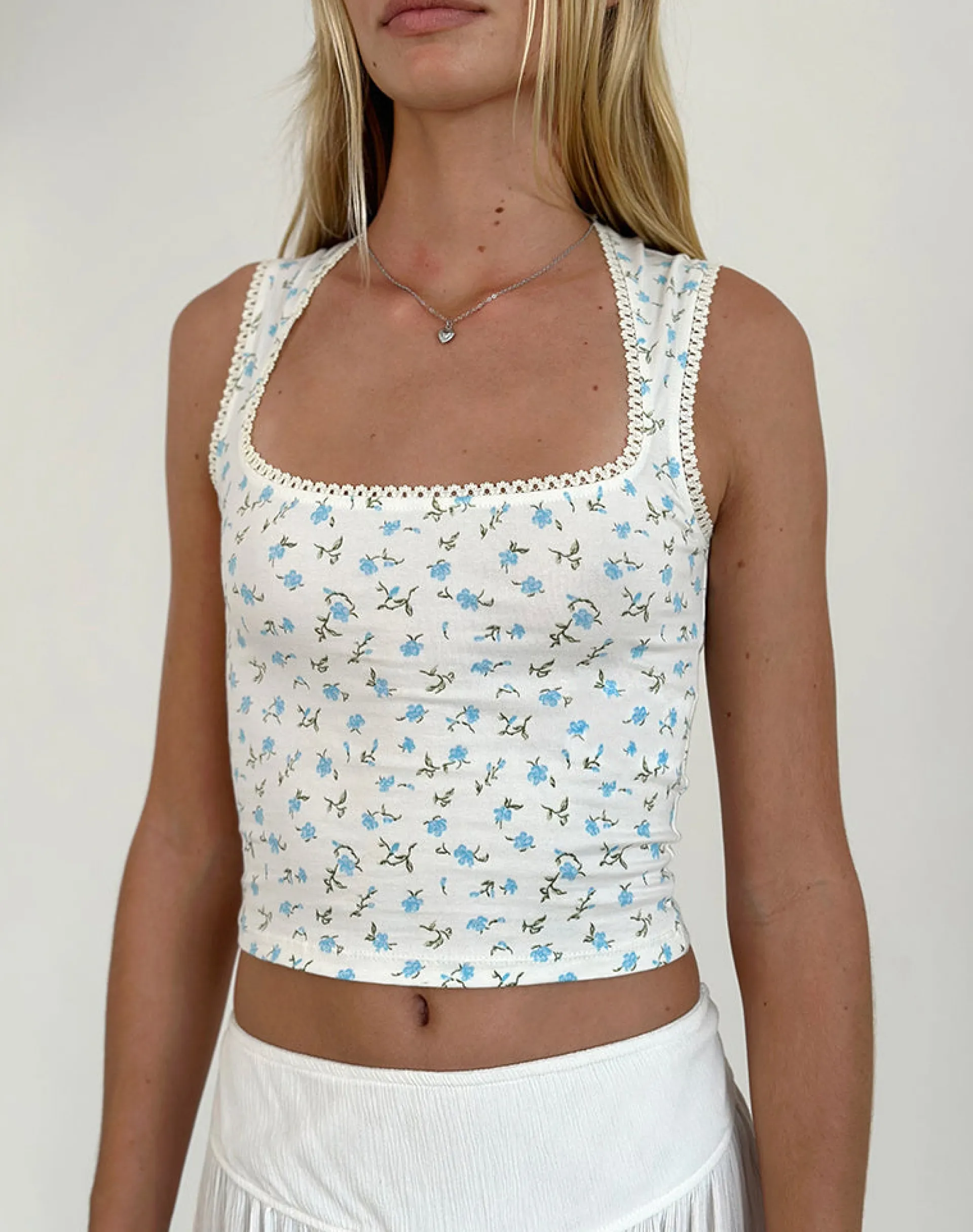 Motel Rocks Printed Tops-Jinpy Top in Pretty Petal Cream