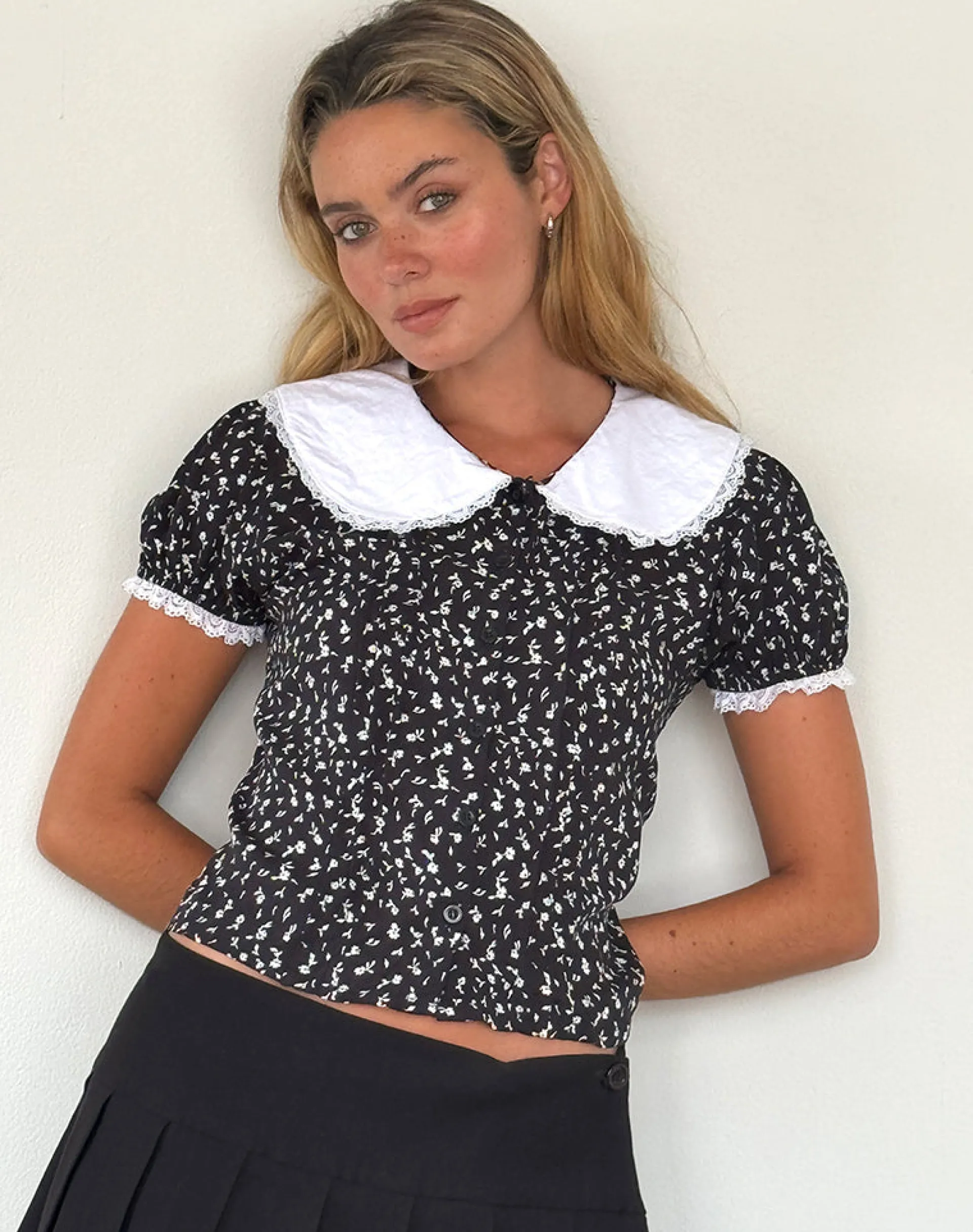 Motel Rocks Shirts And Blouses | Printed Tops-Jisoya Blouse in Black Ditsy Romance