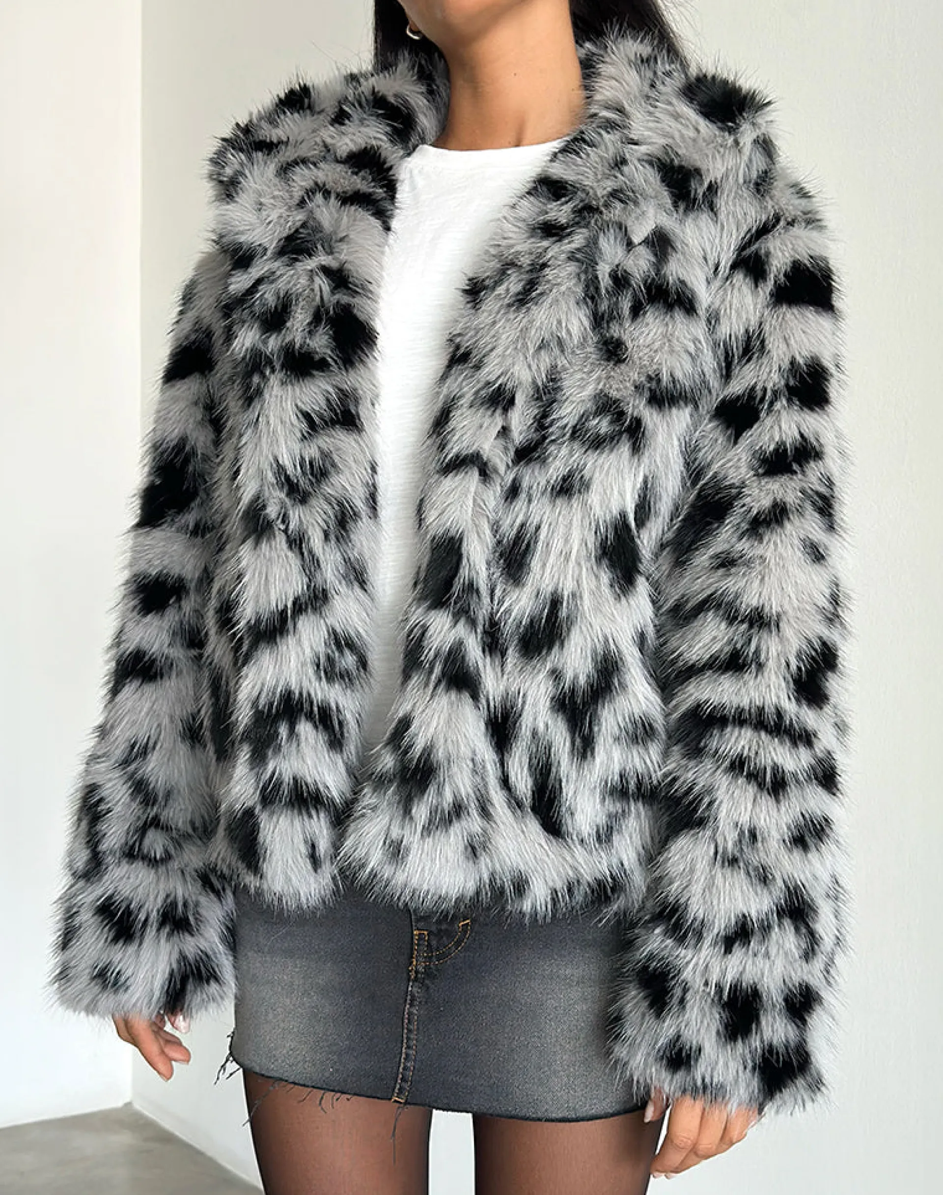 Motel Rocks Jackets-Joji Cropped Faux Fur Jacket in Grey Leopard GreyLeopard