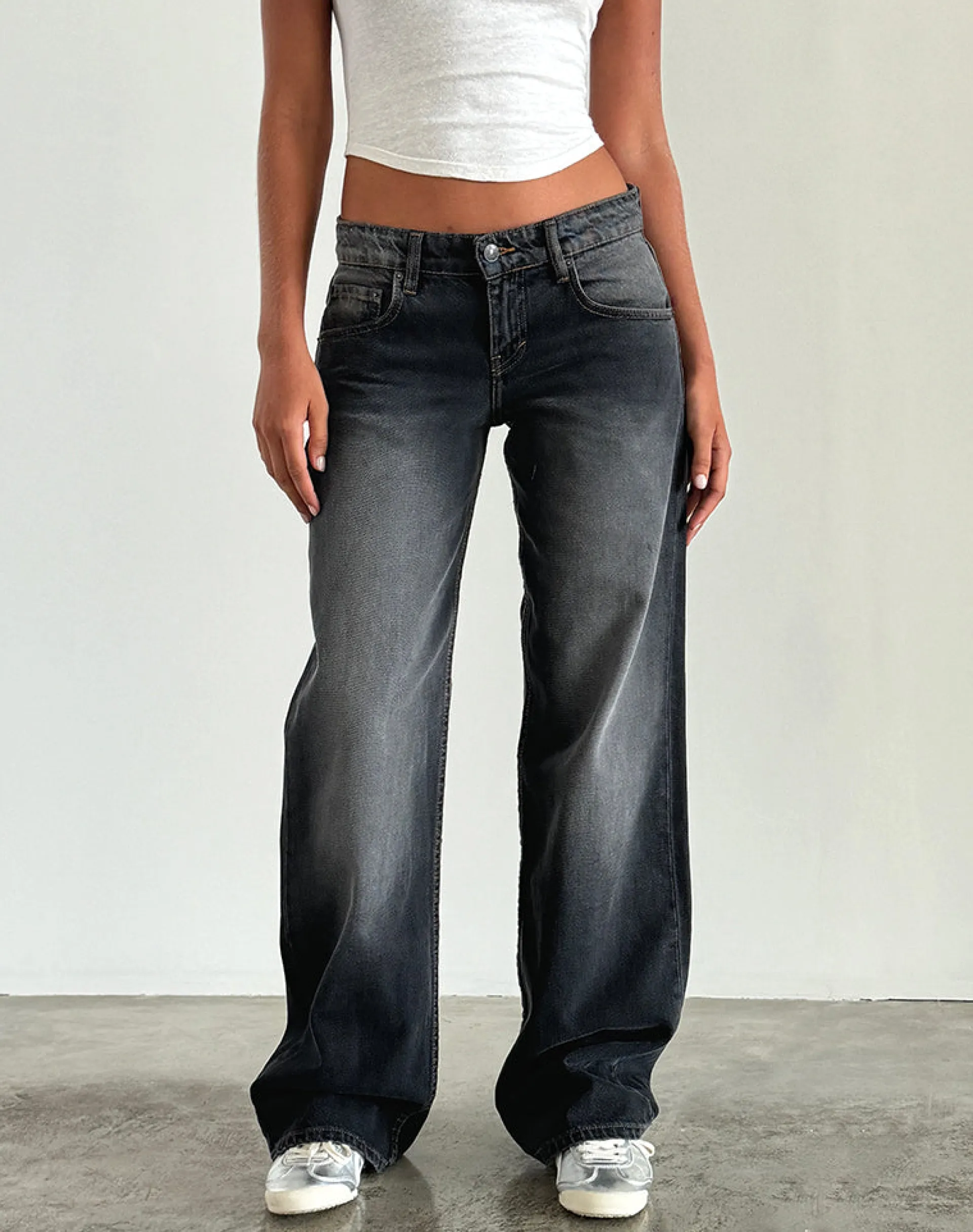 Motel Rocks Low Rise Pants | Jeans-Low Rise Parallel Jeans in Grey Used Bleach Greyusedbleach