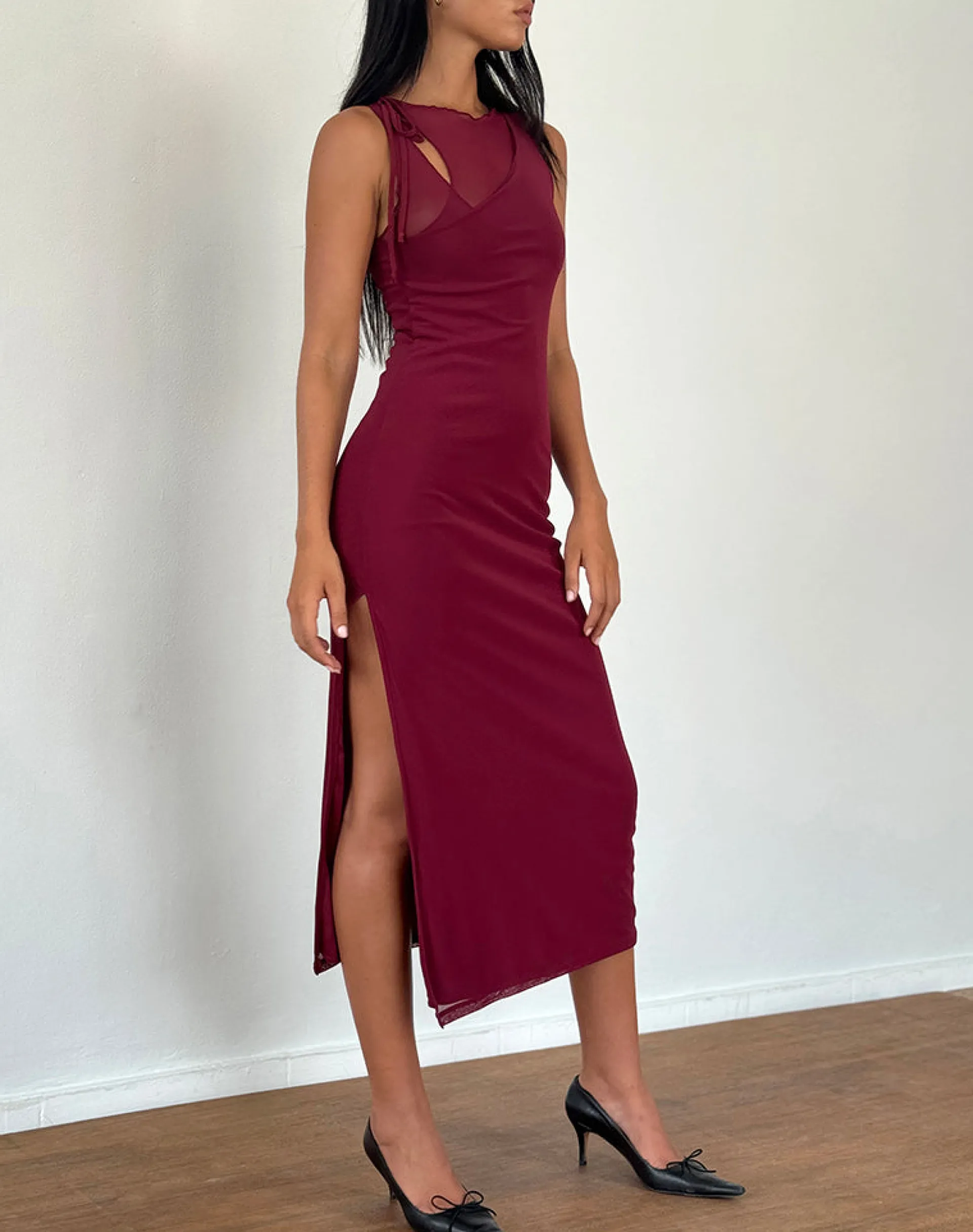 Motel Rocks Basics | Day Dresses-Marlo Asymmetric Midi Dress in Burgundy