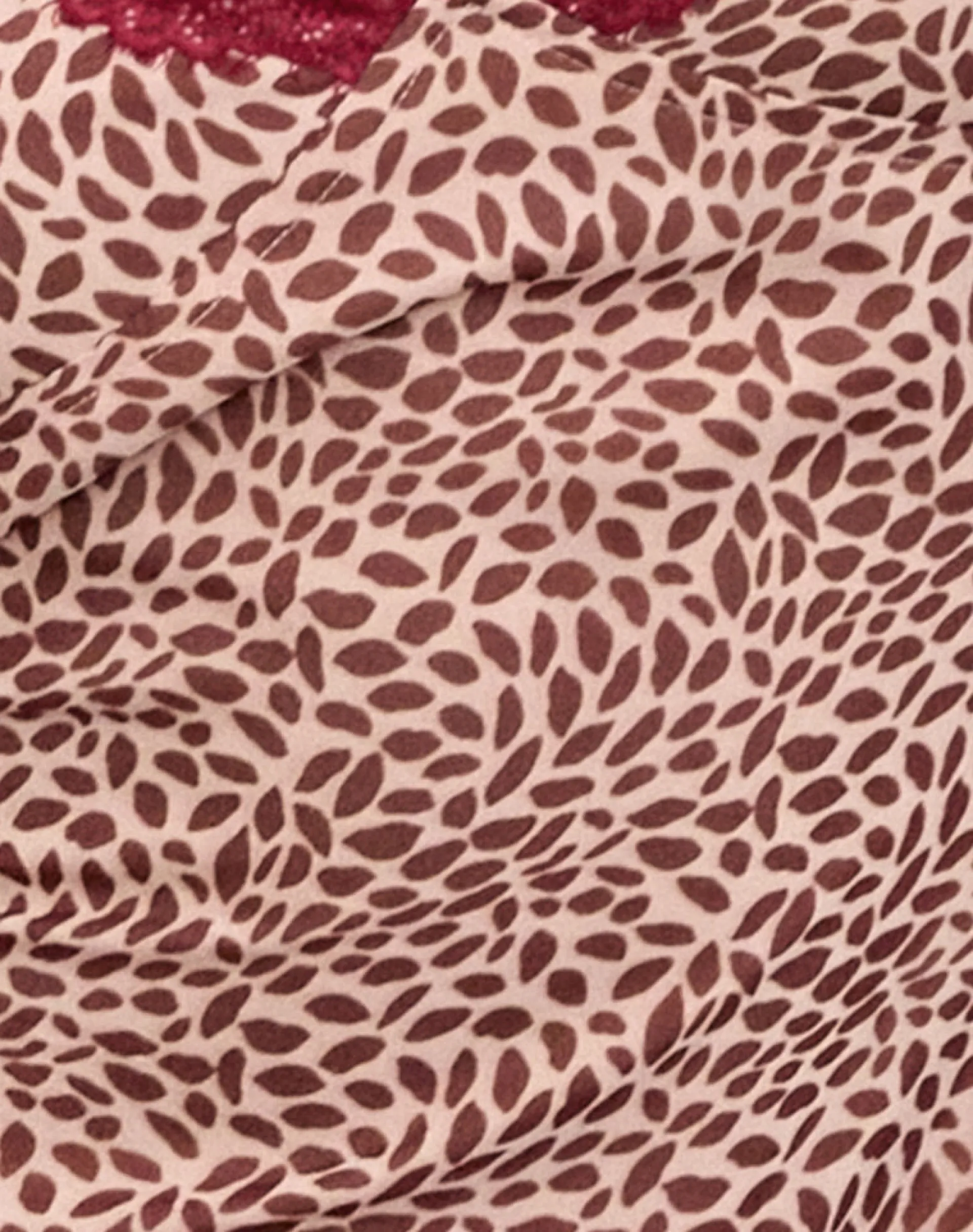 Motel Rocks Printed Skirts | Midi Dresses-Naoya Midi Dress in Pink and Brown Lips Print