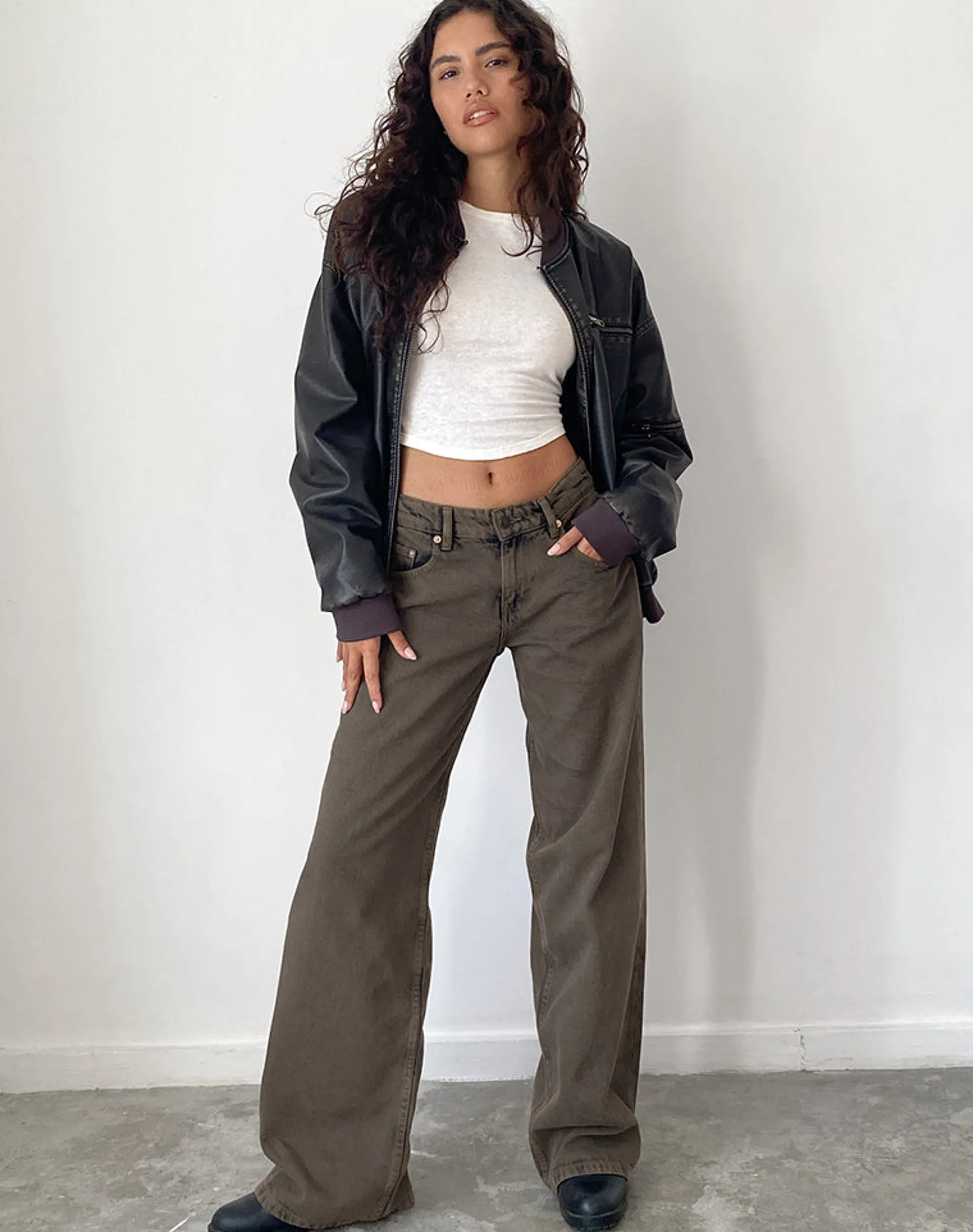 Motel Rocks Jeans | Roomy Jeans-Roomy Extra Wide Low Rise Jeans in Dark Black Sand DarkBlackSand