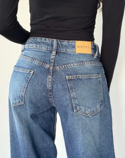 Motel Rocks Jeans | Roomy Jeans-Roomy Extra Wide Low Rise Jean in College Blue collegeblue