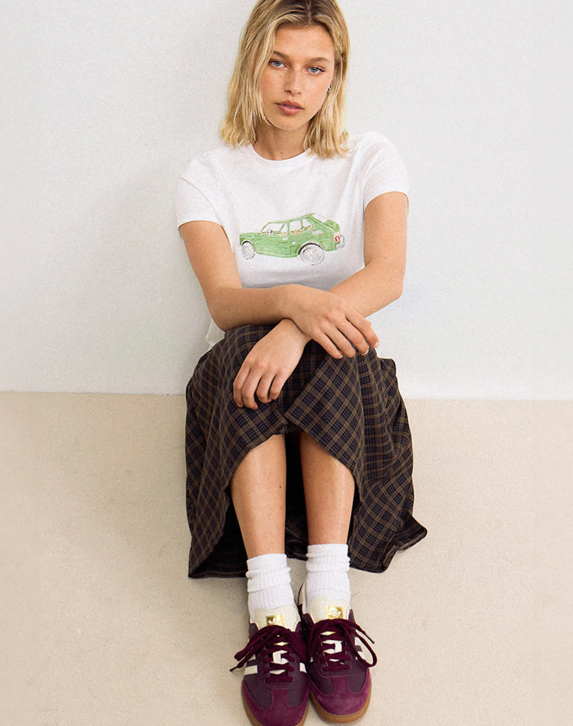 Motel Rocks Basic Tops | Printed Tops-Saki Tee in White with Green Car WhitewithGreenCar