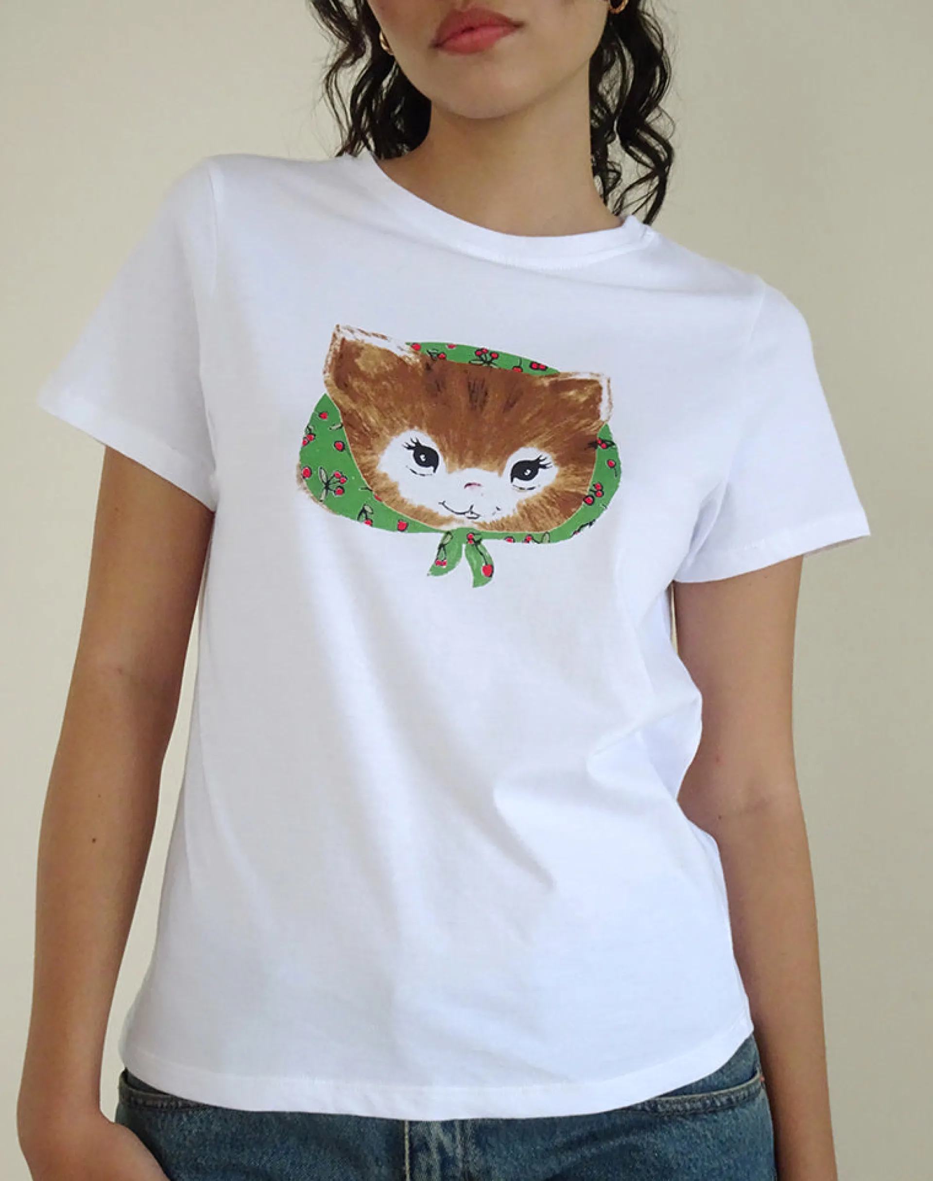 Motel Rocks Basic Tops | Printed Tops-Saki White Tee in Kitty Print KittyPrint