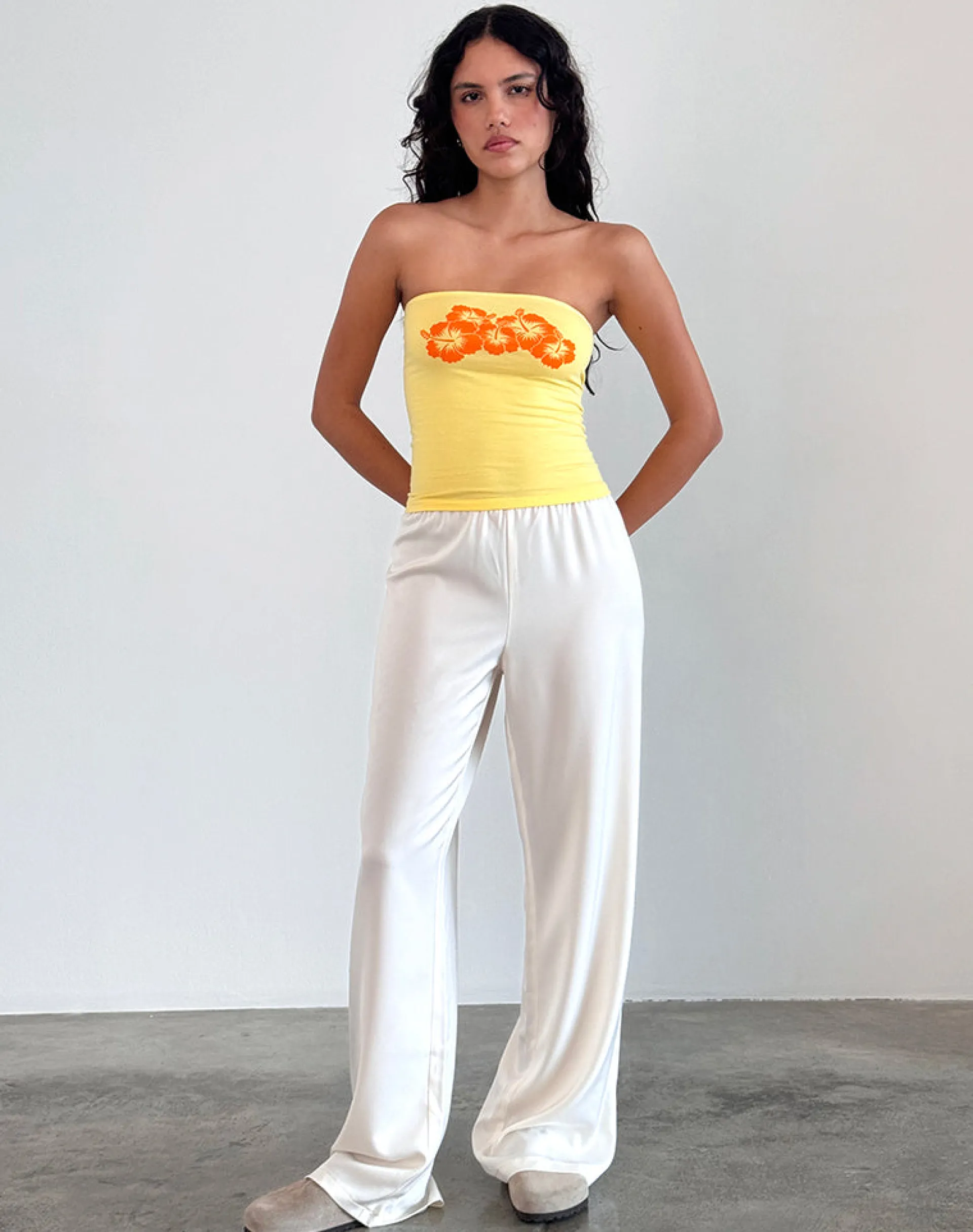 Motel Rocks Printed Tops | Bandeau Tops-Shaelo Bandeau Top in Lemonade Orange Hisbiscus lemoandeorangehibiscus