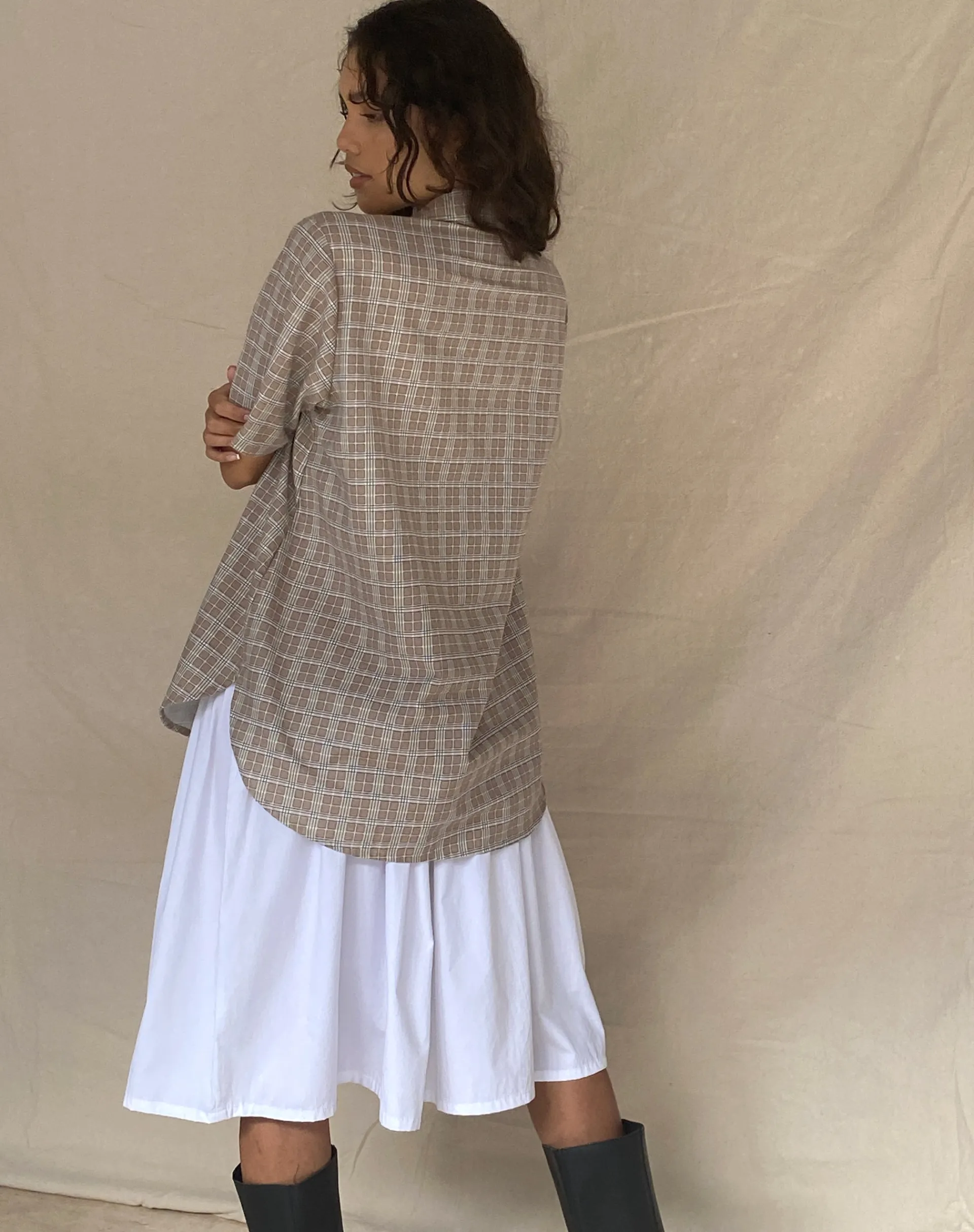 Motel Rocks Printed Tops-Smith Short Sleeve Shirt in Taupe Check taupecheck