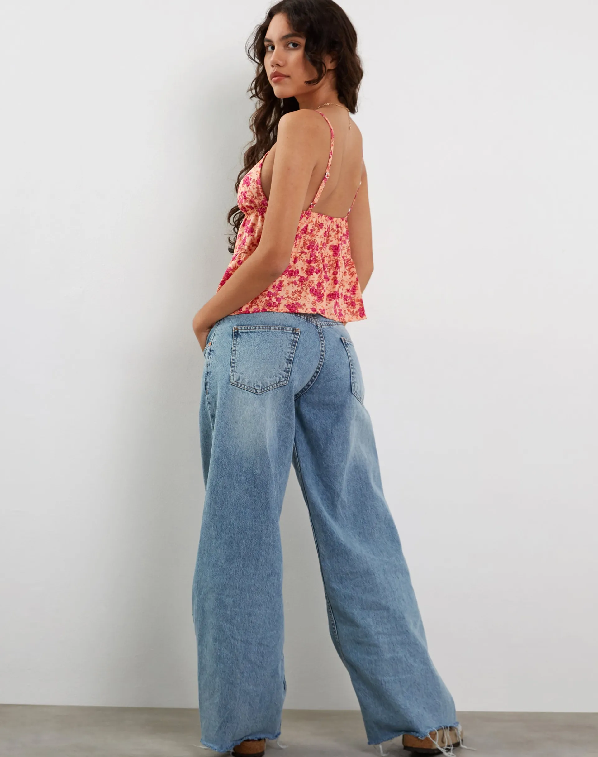 Motel Rocks Printed Tops | Strappy Tops-Tezza Tie Front Cami Top in Dark Wild Flower Cantaloupe