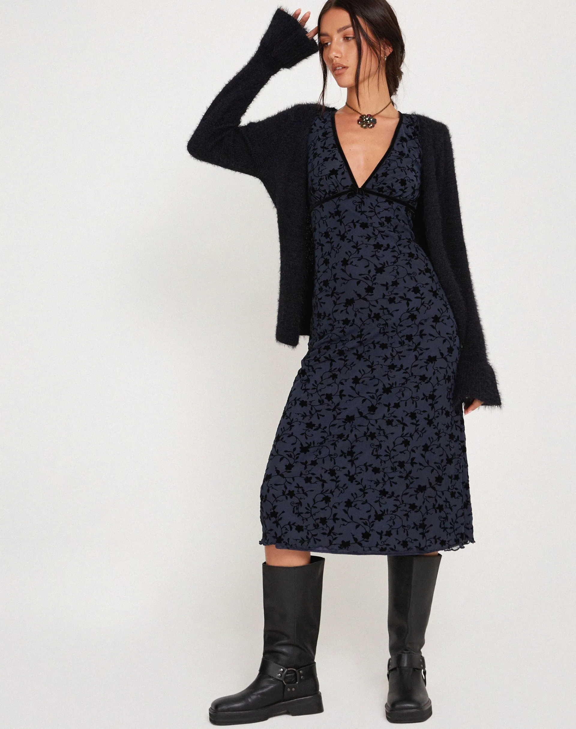 Motel Rocks Printed Dresses | Party Dresses-Vilinia Midi Dress in Pretty Petal Flock Black PrettyPetalFlockBlack