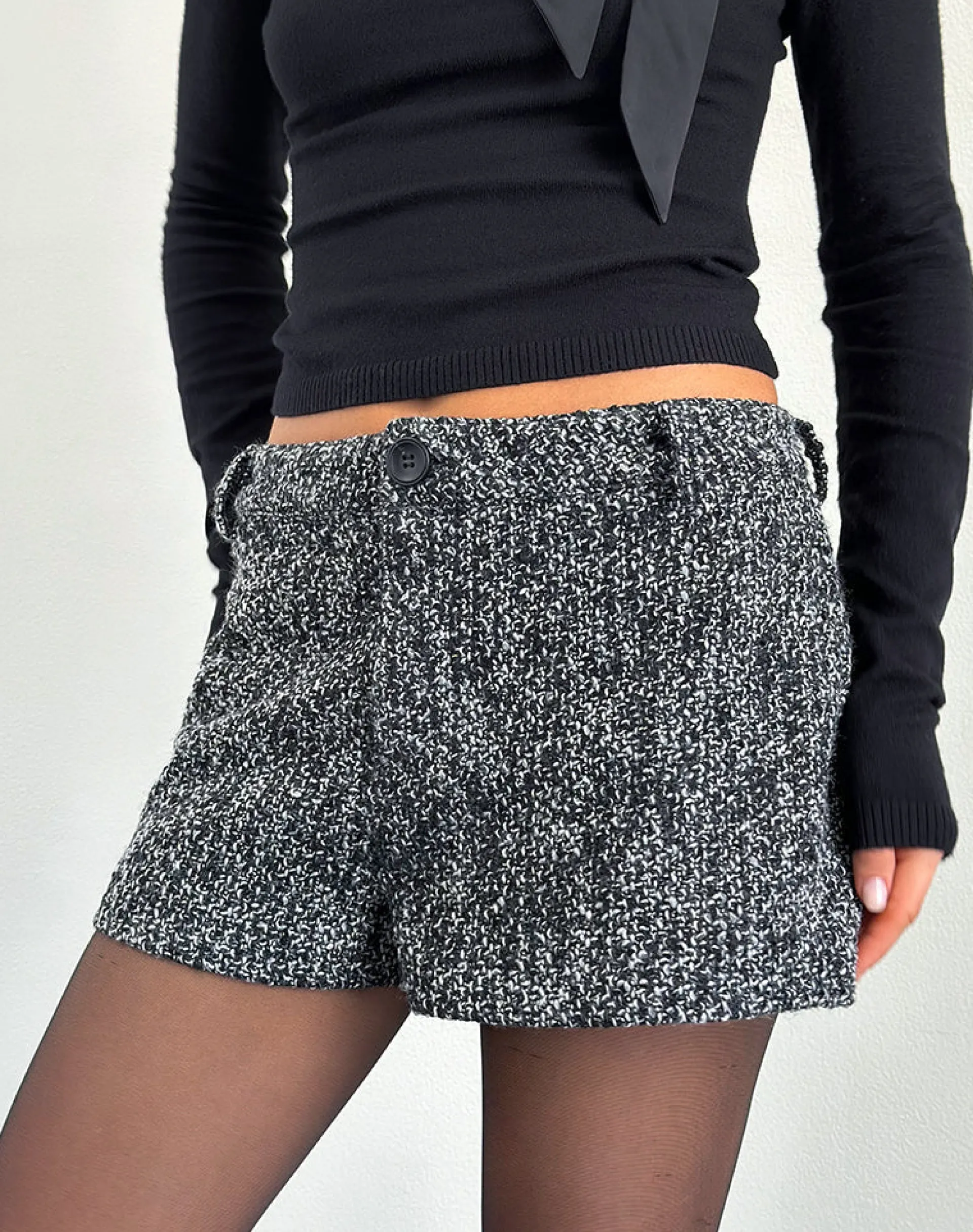 Motel Rocks Co-Ords-Wariga Tailored Short in Black and White